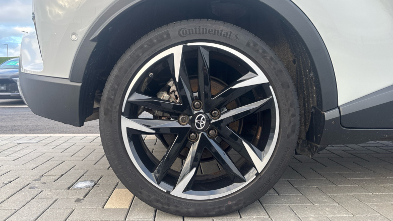 Toyota C-HR 1.8 Hybrid GR Sport 5dr CVT Hybrid Hatchback